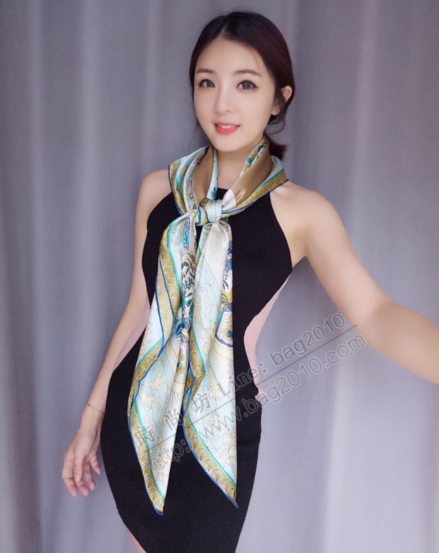 HERMES圍巾 愛馬仕專櫃新品 真絲緞面燙金大方巾  llwj6545